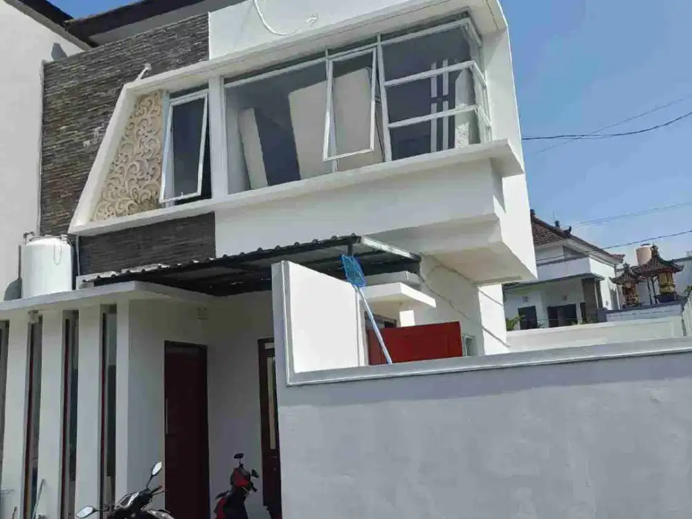 Dijual Rumah lantai2 pool Dalung Badung