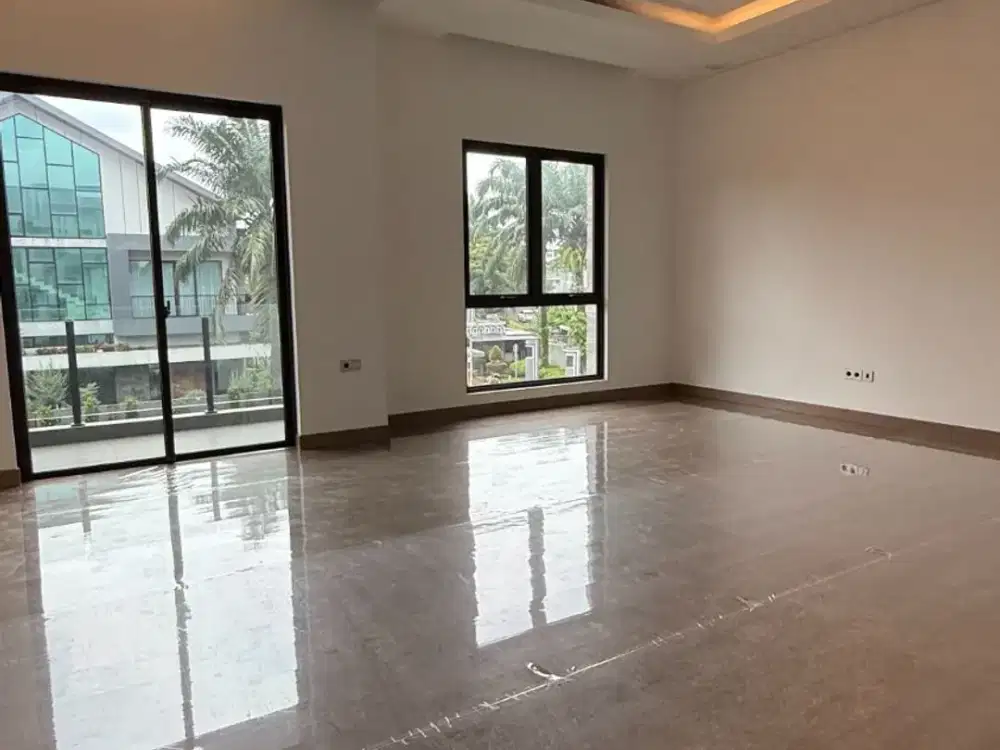 FOR SALE New House De Latinos BSD Split level hoek badan