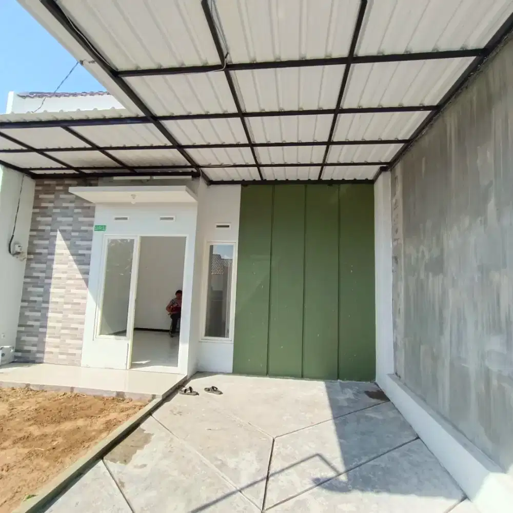 Dijual Rugi Rumah di GMR