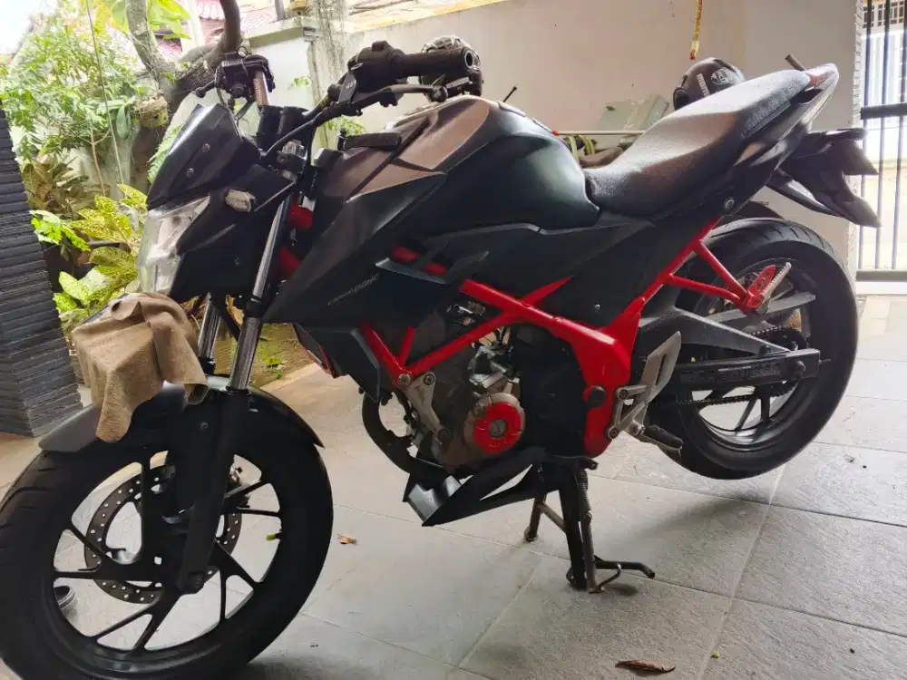 CB150R LED Streetfire