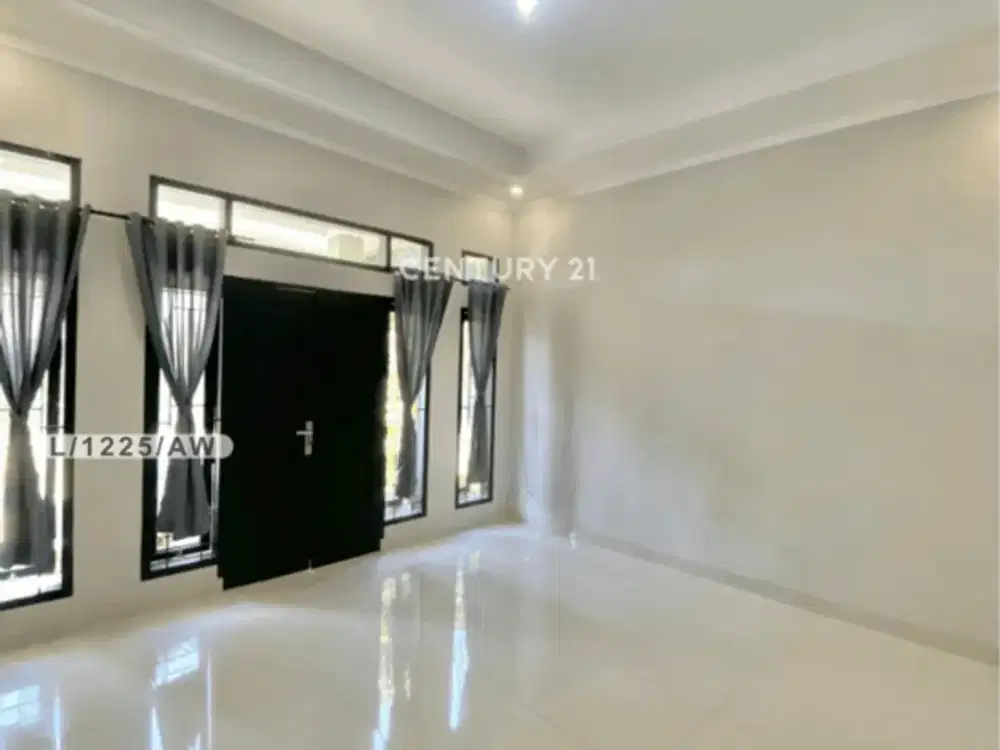 RUMAH SIAP HUNI LINGKUNGAN NYAMAN DAN STRATEGIS DE MARAKESH