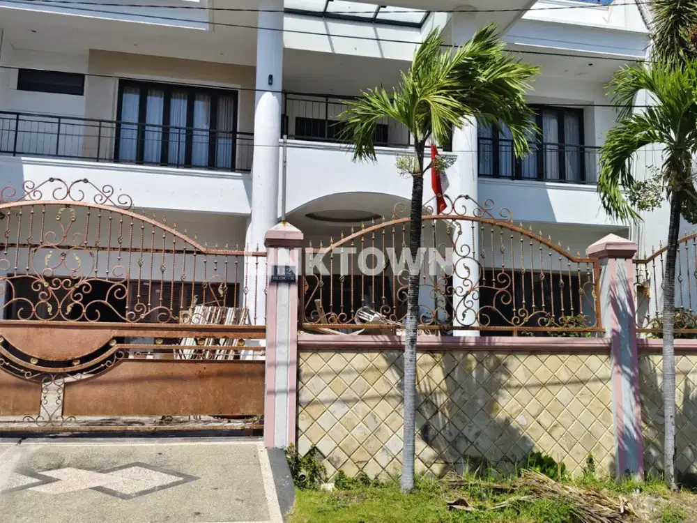 Dijual Rumah 2 Lantai Lokasi Strategis di Dharmahusada Mas Dekat Unair Kampus C dan Its