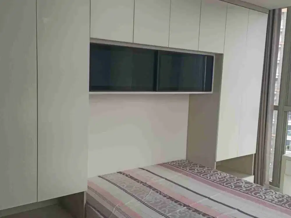 disewakan apartemen gold coast 2+1 luas 90 fully furnsih interior