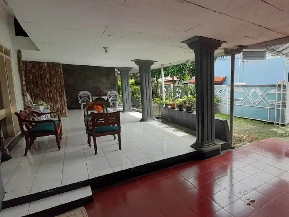 Dijual Rumah Asri di Jakarta Barat