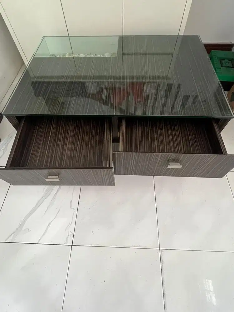 Meja bekas coffee table