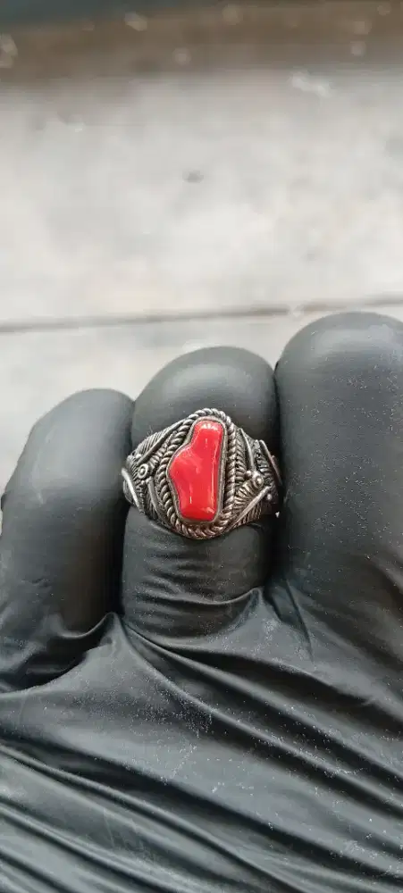 Natural coral mediteranian ring perak