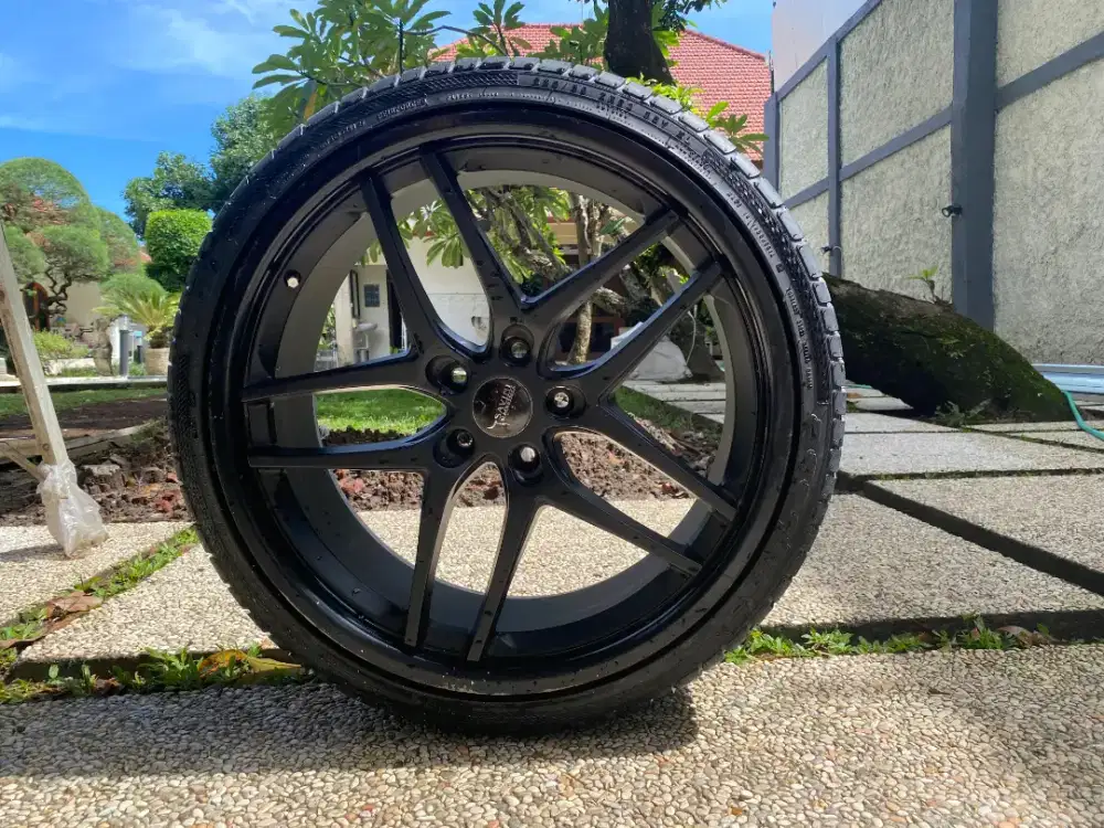 Velg Savini Balck di Forza (BM 14)