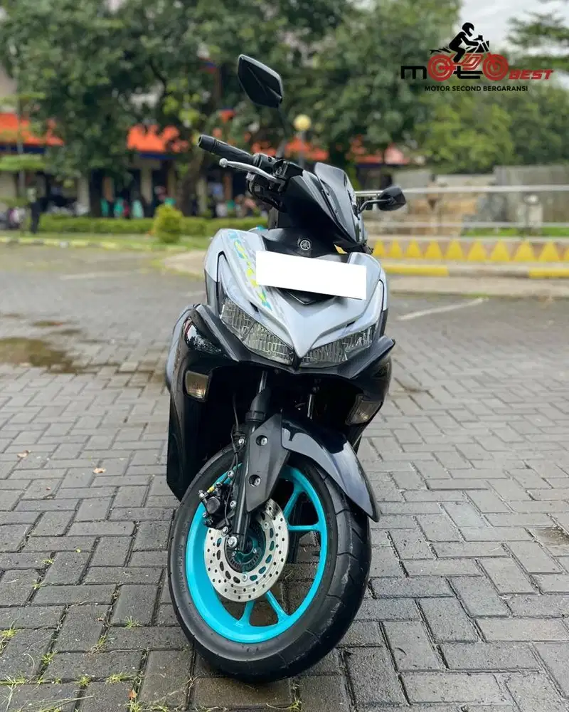 Yamaha Aerox Non ABS 2024, Tgn pertama
