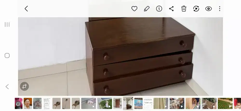 Meja Rias kayunya keras