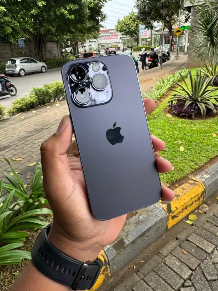 iPhone 14 Pro 128GB Deep Purple Inter All Operator Mulus Like New