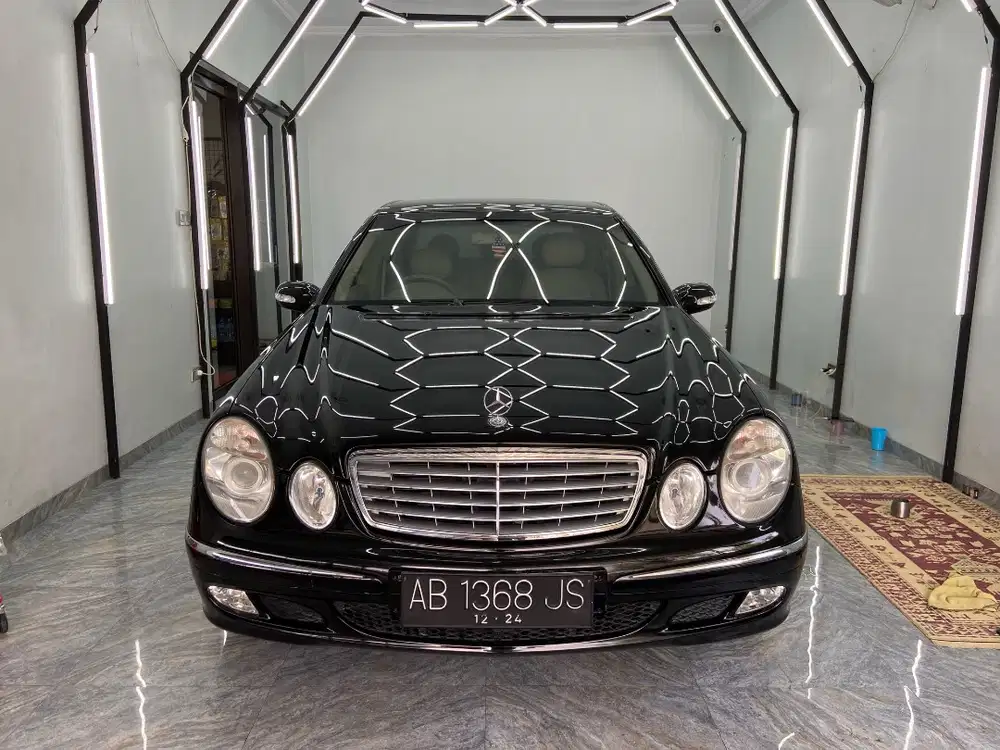 Mercedes Benz E240 W211 E260 Antik Low KM Murah !!!