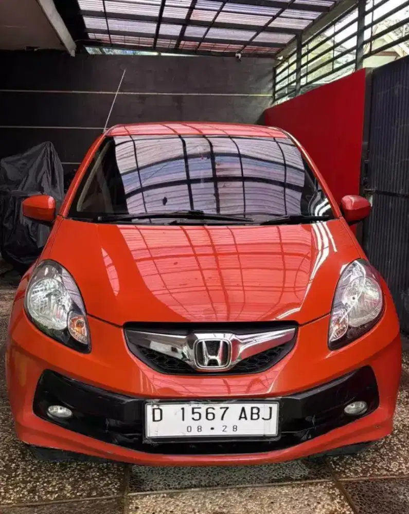 Honda brio 2013 matic kumplit tinggal pake