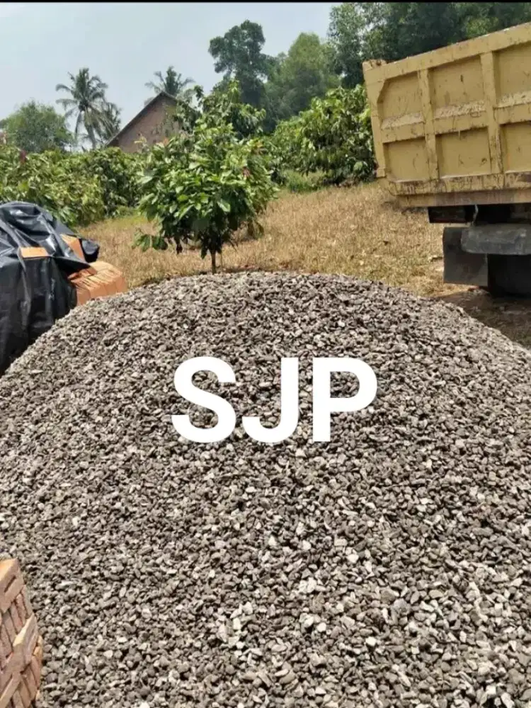 Batu split 1/2. isi 6 kubik full