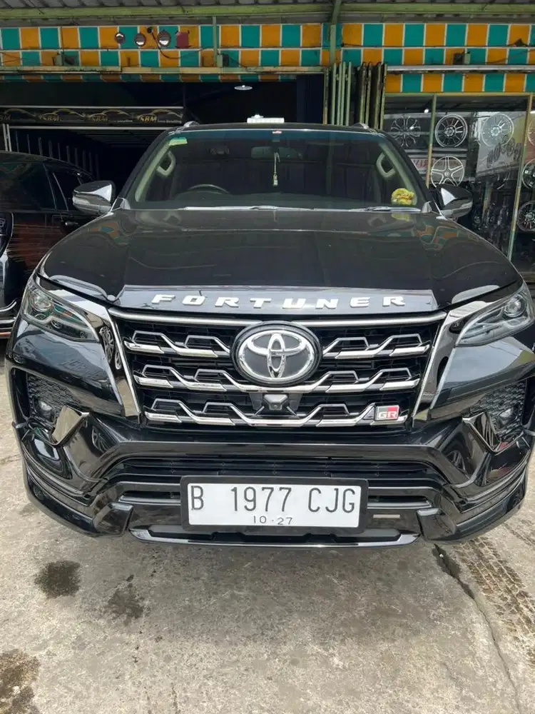 Fortuner GR 2,8 at diesel full ori like new