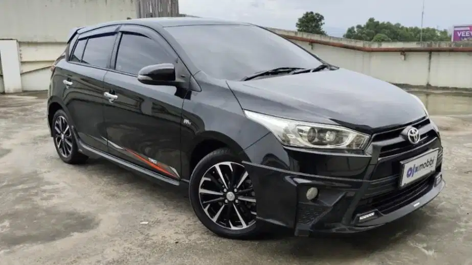 TERMURAH Toyota Yaris 1.5 TRD Sportivo Bensin-AT 2017 2MN B
