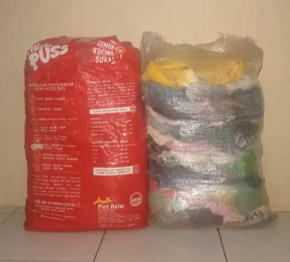 Jual baju bekas 2 karung isi 118pcs campur
