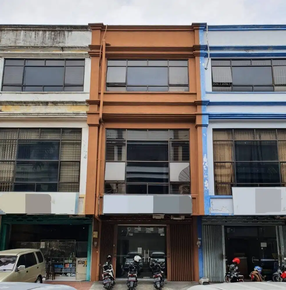 Dijual Ruko 4 Lantai Rungkut Megah Raya RMR Semi Furnished