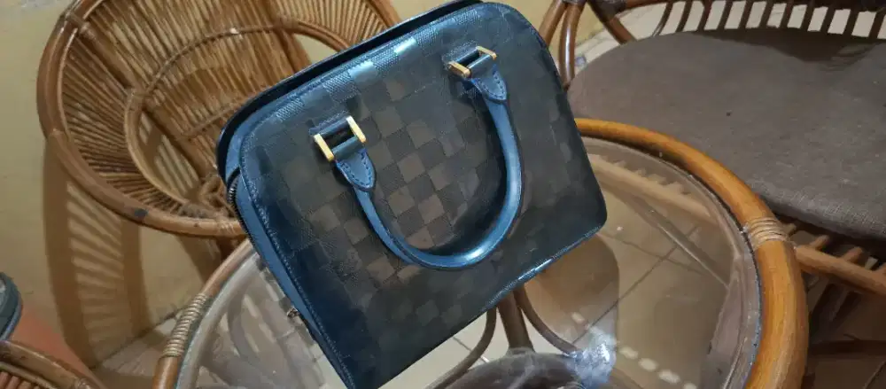 tas louis vuitton alma