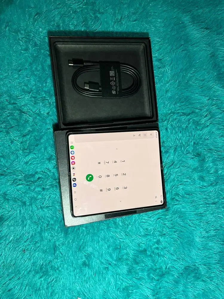 Samsung zfold 4