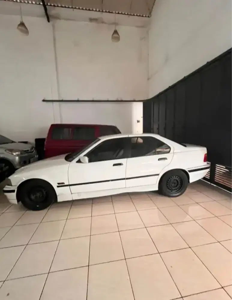 Velk kaleng ori bmw