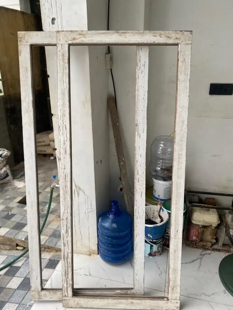 Daun jendela kayu kulim asli