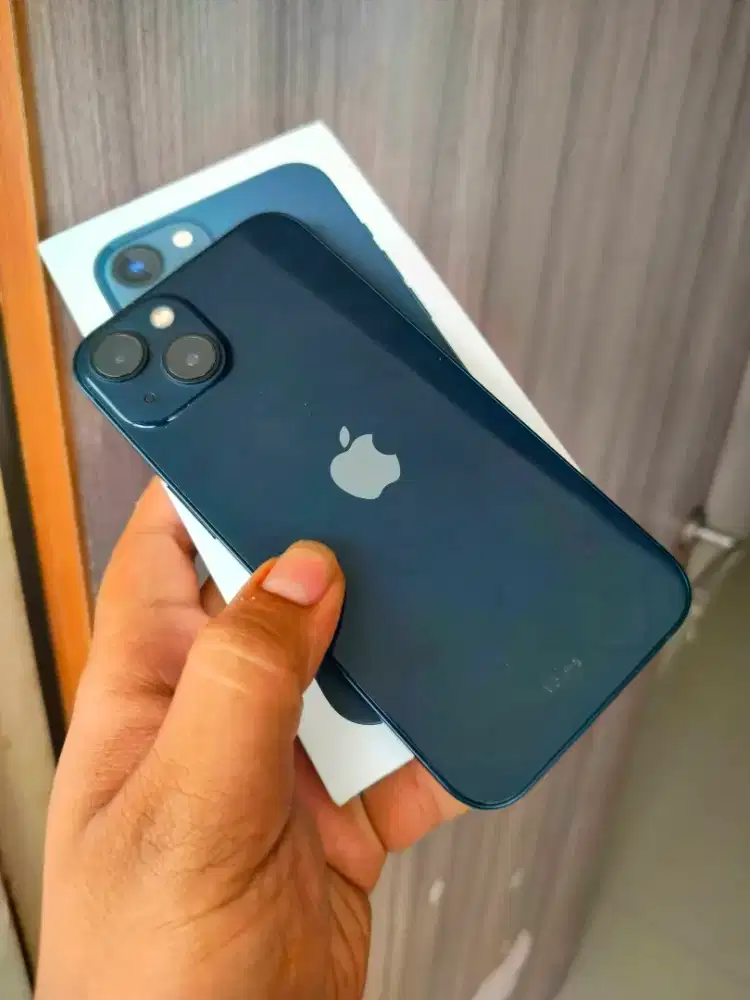 Iphone 13 128 midnight black ibox like new