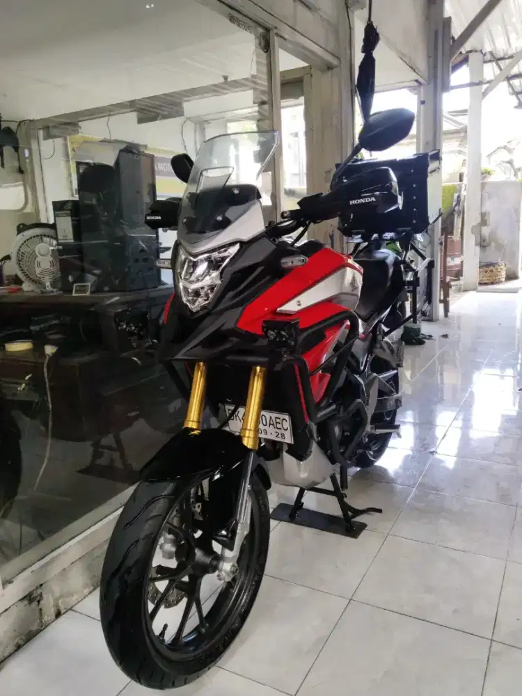 DP 1,5 JT / BUNGA MENURUN 2% / HONDA CBX 150 TAHUN 2023