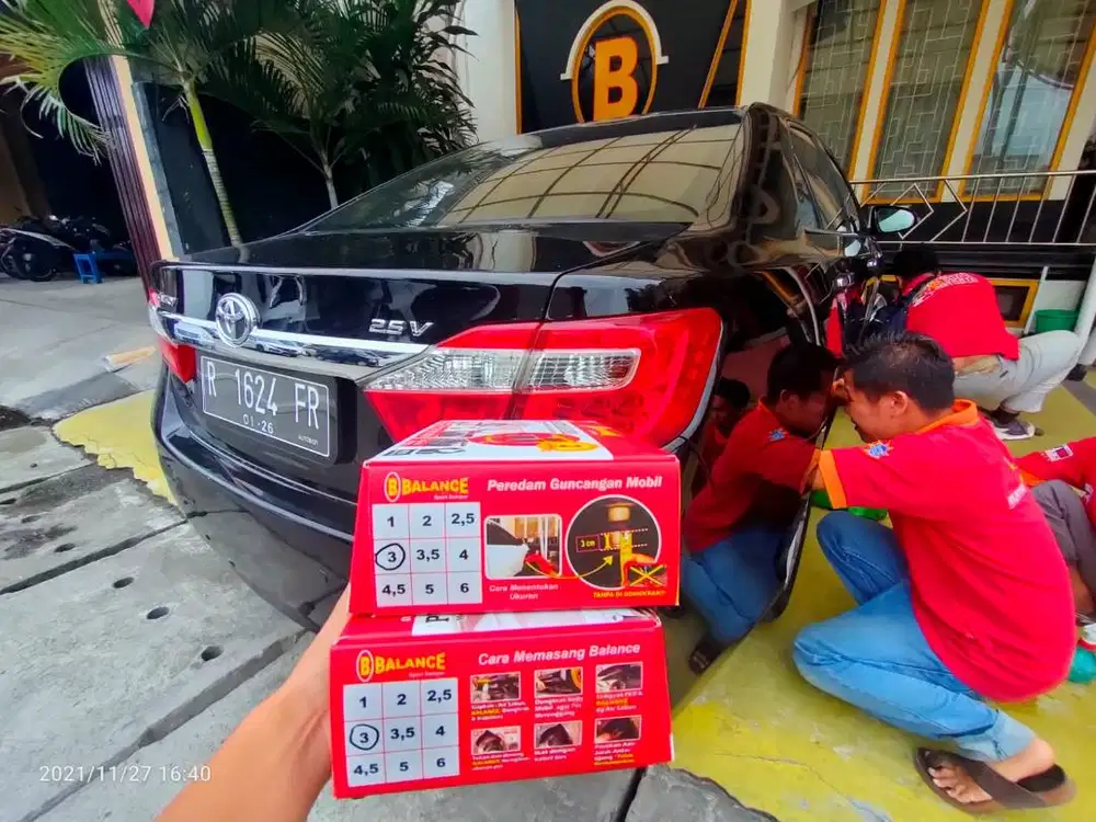 Lewat Jalan Berlubang Mobil ANTENG Bebas GRUDUK pakai BALANCE Damper