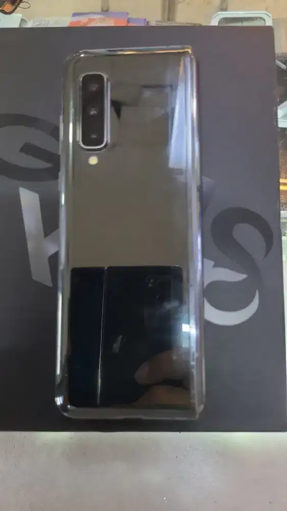 SAMSUNG Z FOLD 1 RAM 12(internal 512GB)