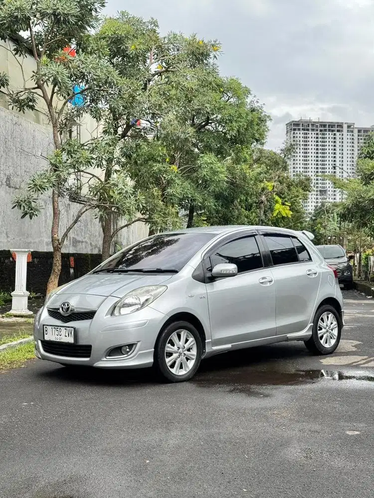 Toyota Yaris E Matic 2012