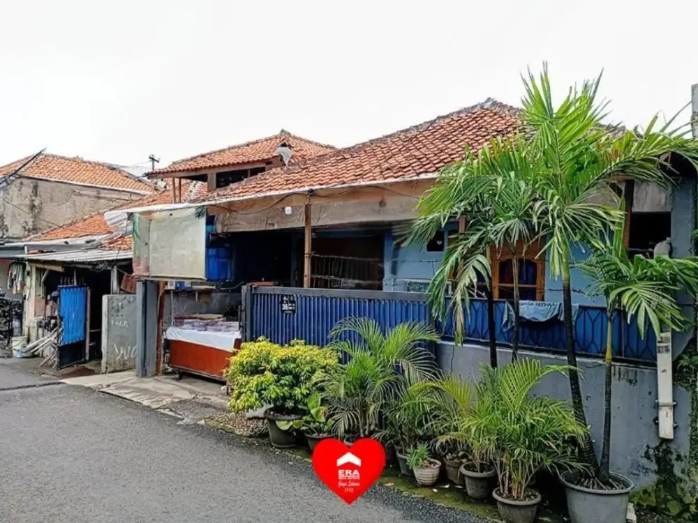 Rumah di Rawa Simprug, Kebayoran Lama, Jakarta Selatan