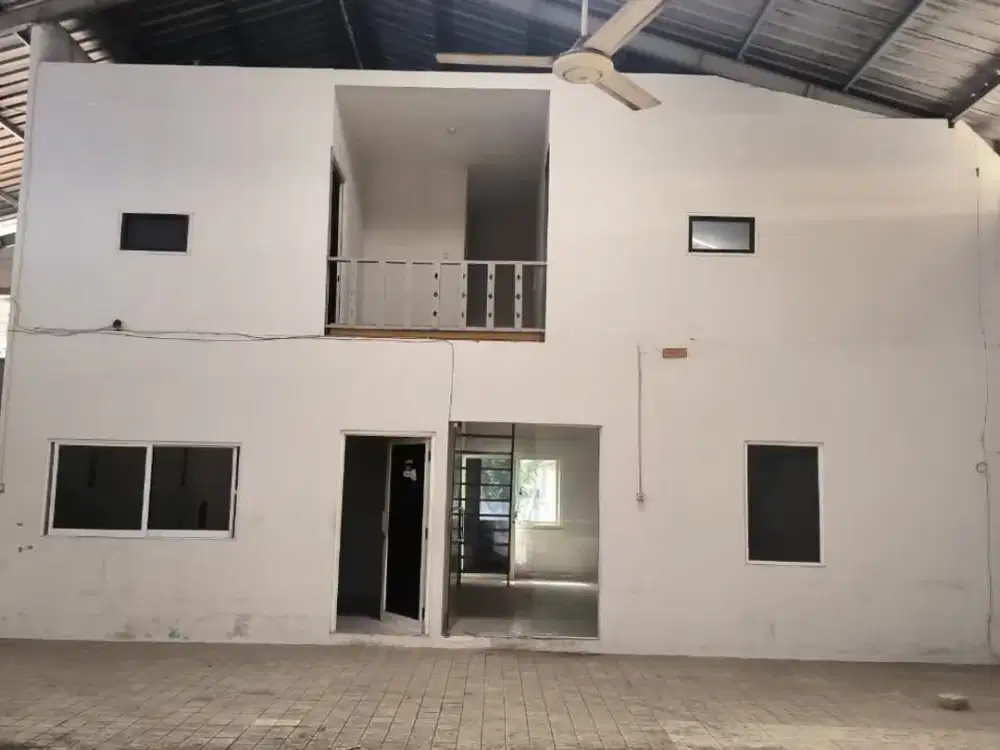 Disewakan Gudang Kavling DPR Ada Kantor dan Mess Siap Pakai Cipondoh, Tangerang