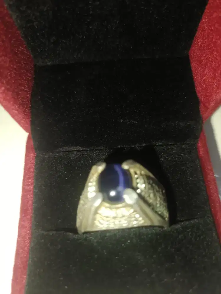 Batu blue safir cat eye
