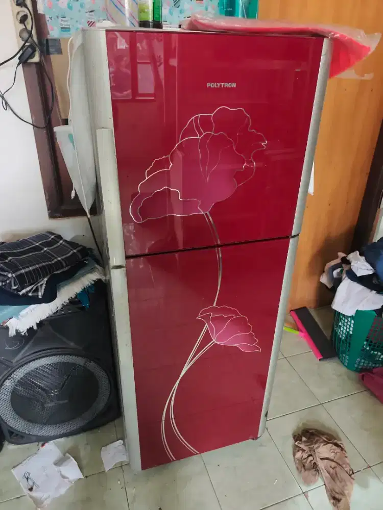 KULKAS POLYTRON 2 PINTU NORMAL PEMAKAIAN PRIBADI
