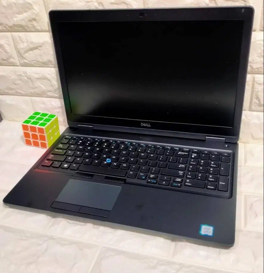 Laptop Dell Latitude 7390 CORE I7 GEN8 8GB/128GB 13 FHD *RRT