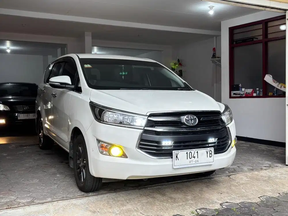 Innova Reborn tangan 1