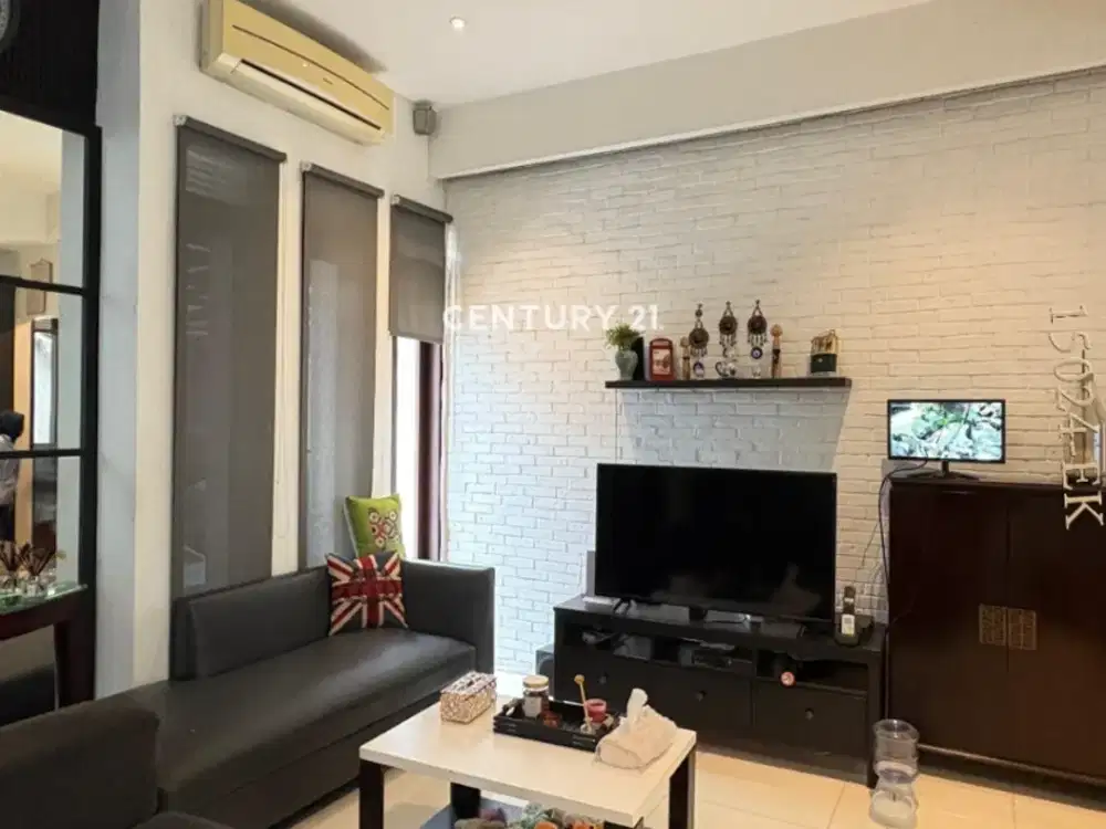 Dijual Rumah Dua Lantai Siap Huni di Bintaro Jaya Sektor 9