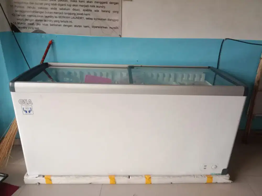 Dijual freezer kapasitar 516liter