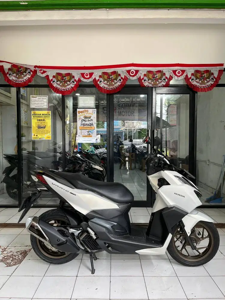 HONDA VARIO 160 ABS TAHUN 2023 LIKE NEW