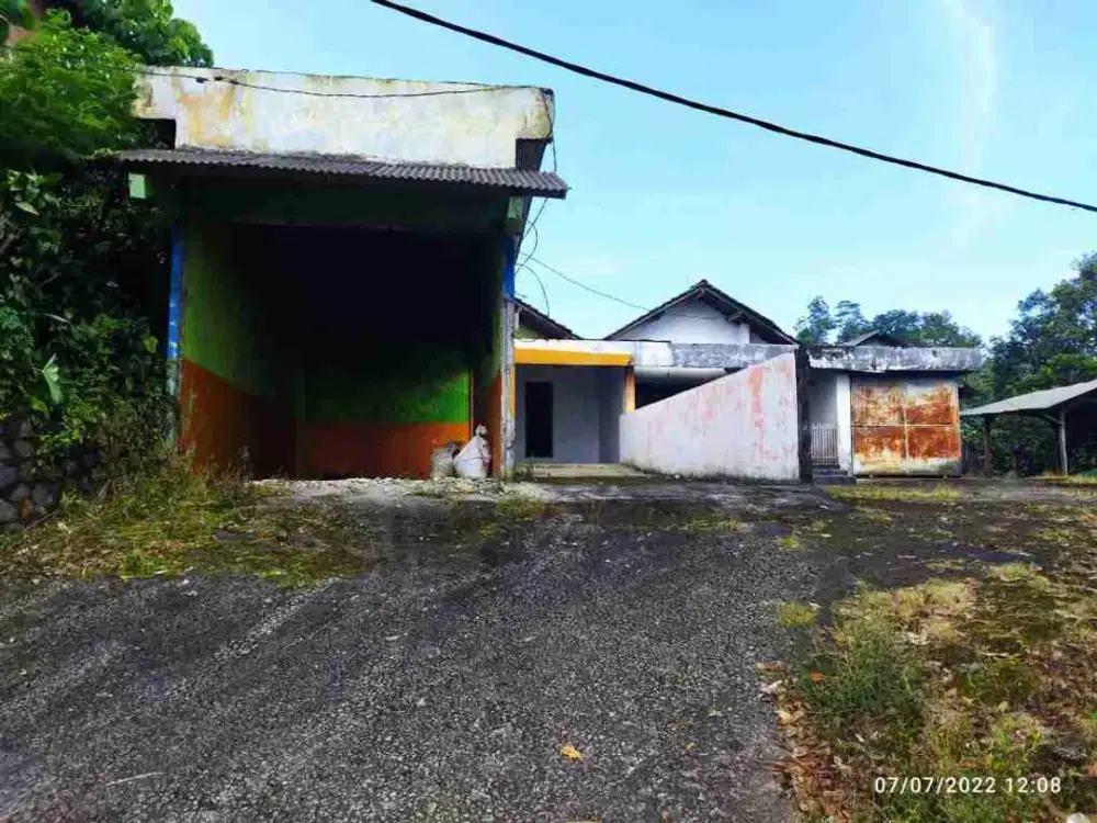 DI JUAL RUMAH 
KEL. : WONOSALAM
KEC. : WONOSALAM
KAB  : JOMBANG