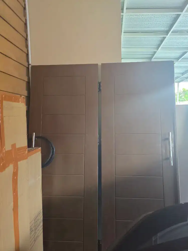 Pintu rumah 2 daun