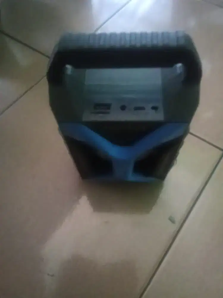 Speker karaoke aktif mini merk Advance