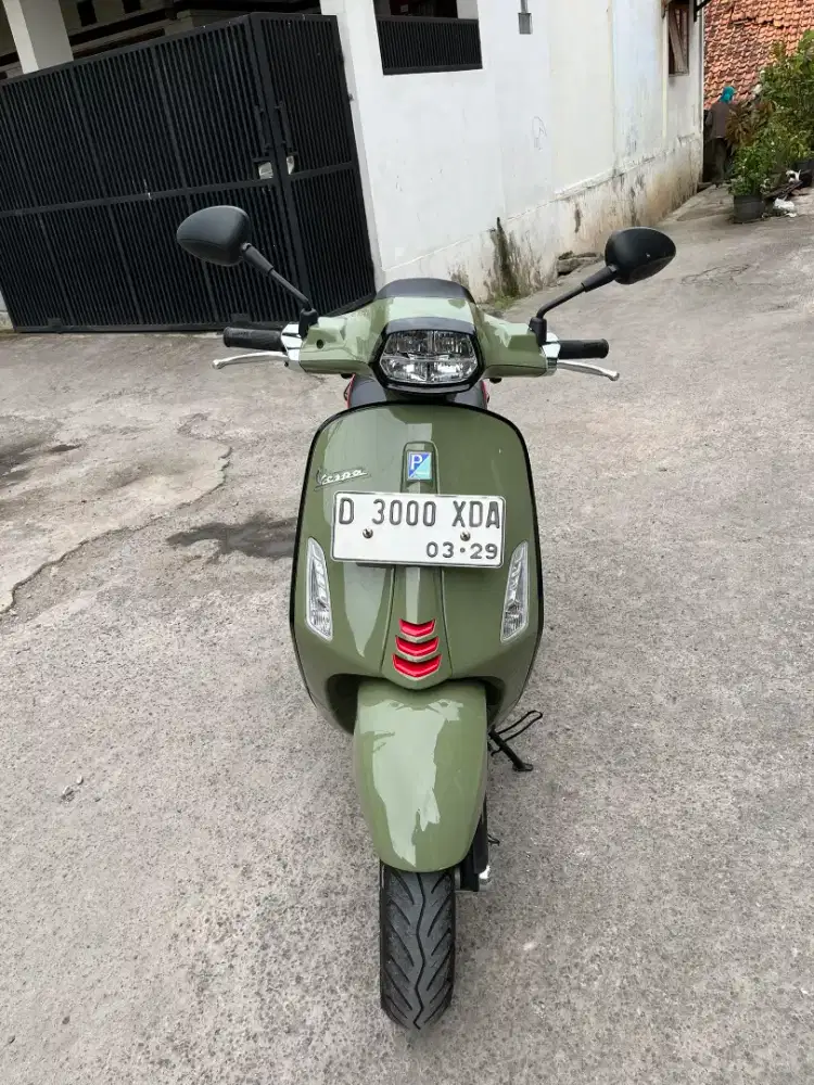 Vespa sprint iget 150 abs, mulus low km