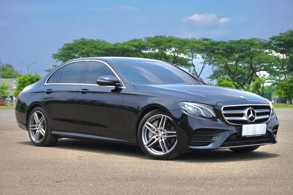 Mercedes E300 W213  AMG Full Option 2017
