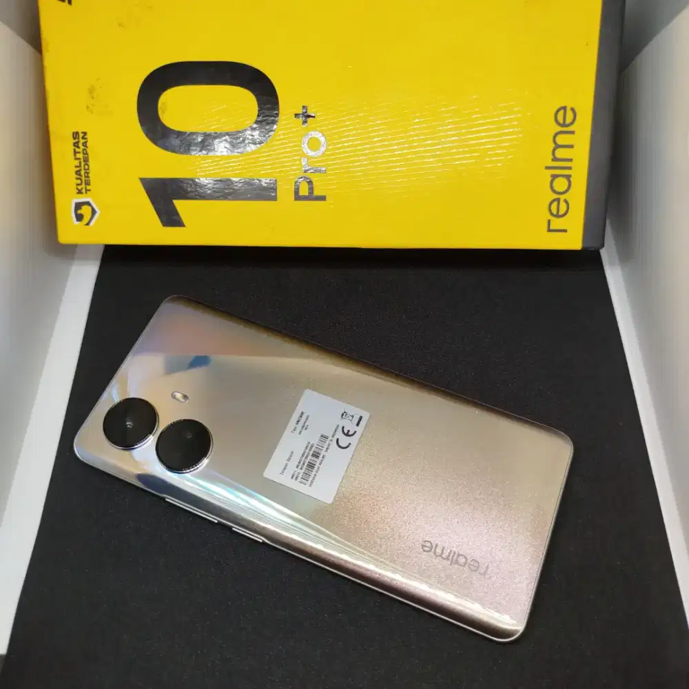 Realme 10 Pro Plus 5G Ram 12/256 Fullset Mulus