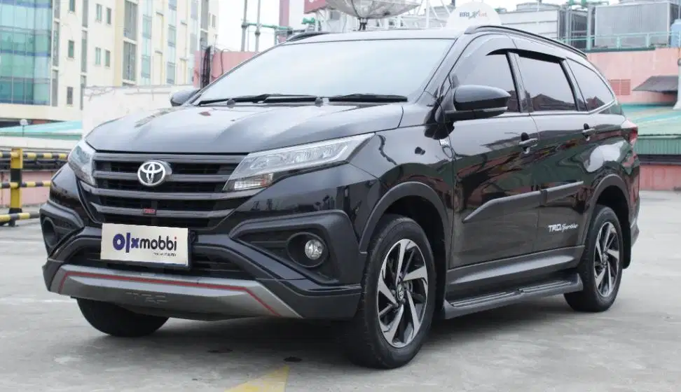 Garansi Mesin 1th Toyota Rush 1.5 S Bensin-AT Hitam 2018