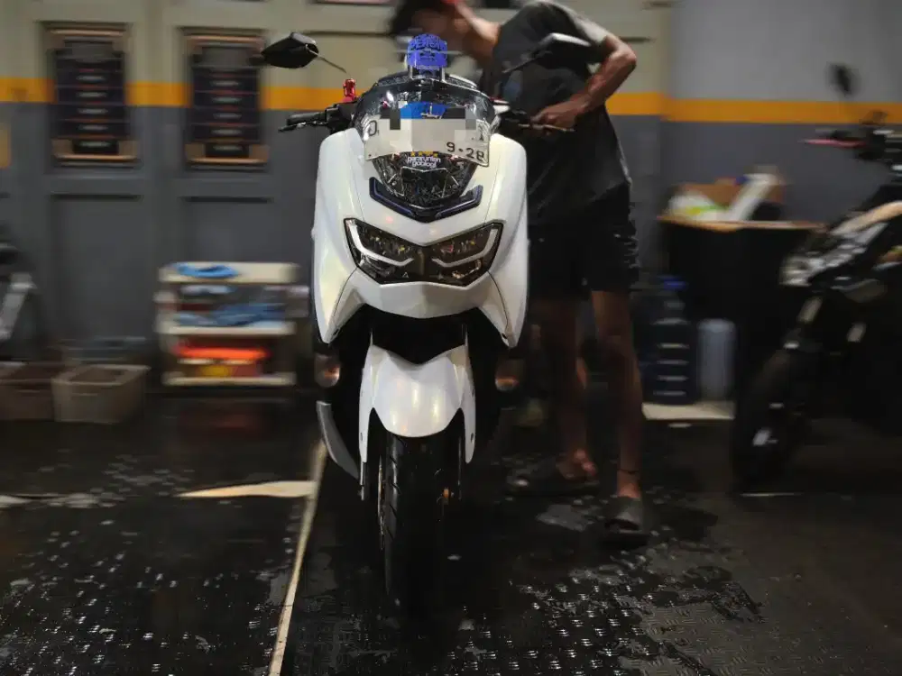 Nmax New connected keyless 2023