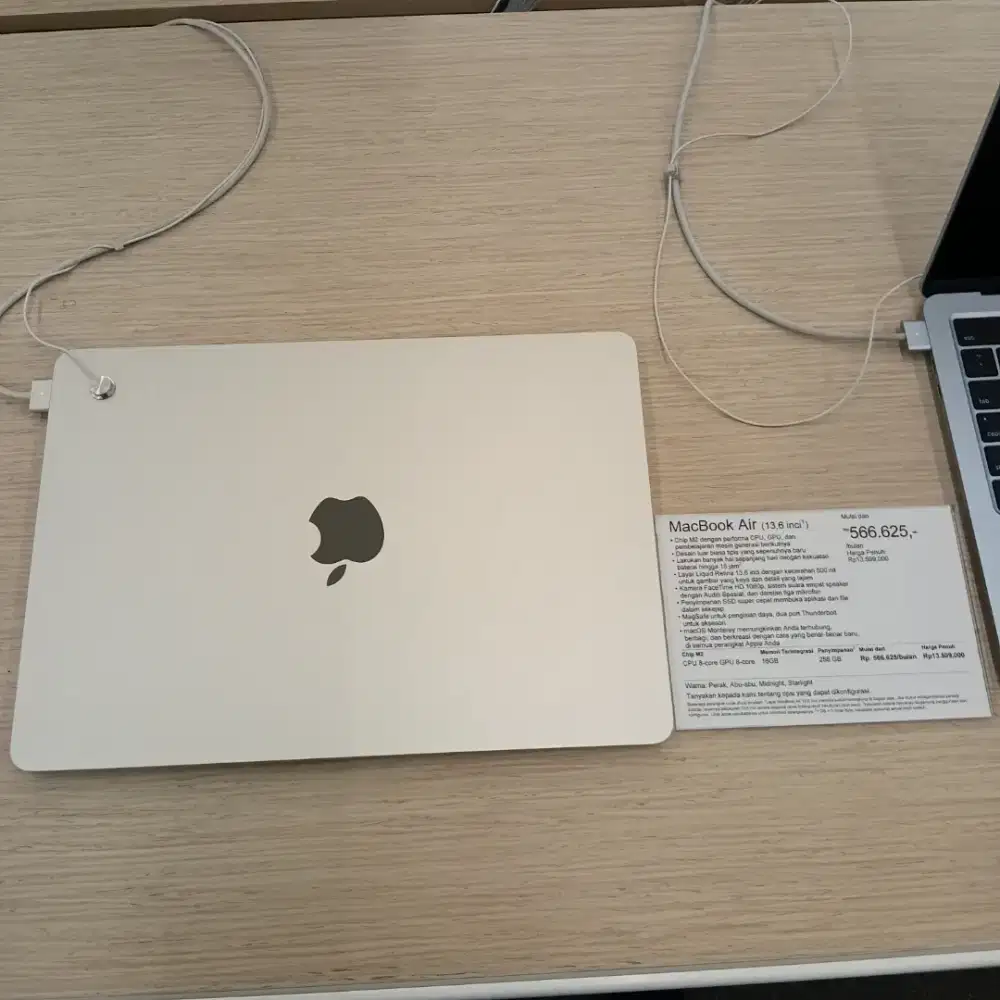 MacBook Air M2 bisa kredit 
Tanpa DP Tanpa biaya admin