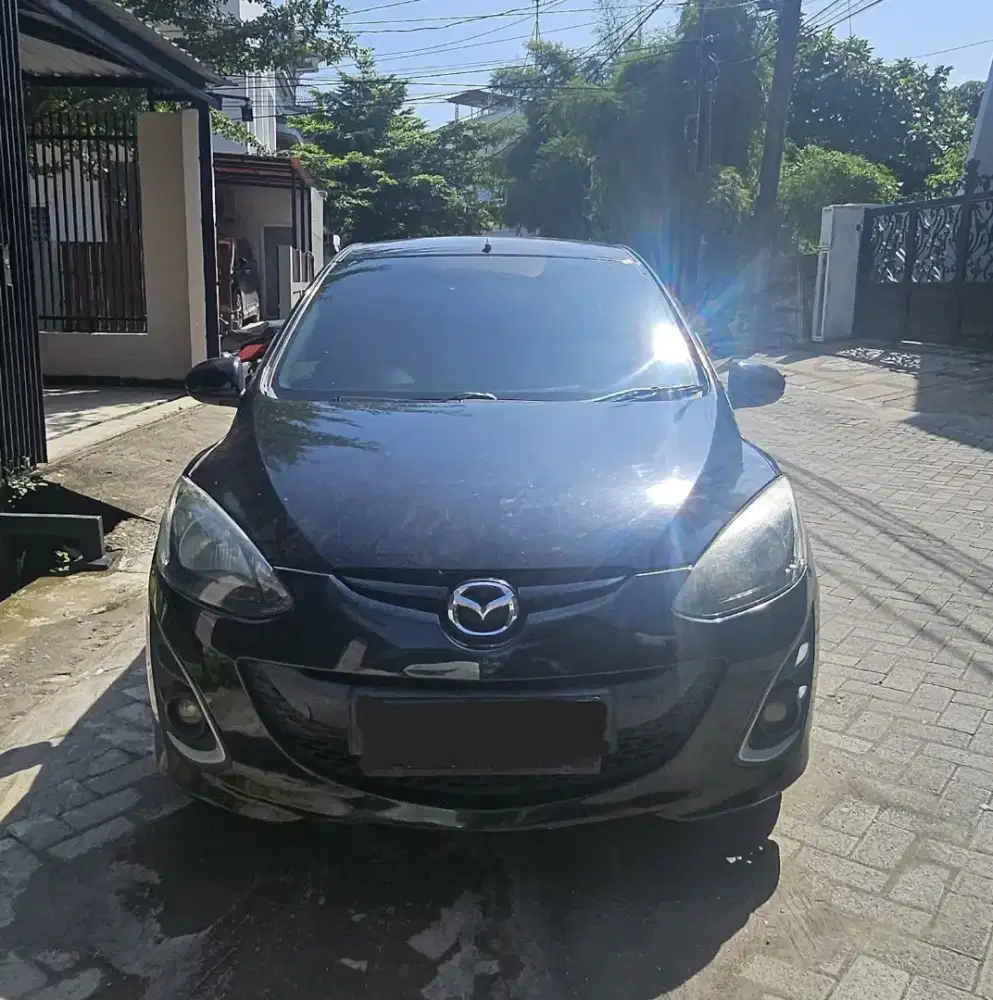 Mazda 2 1.5 HB R A/T tahun 2011