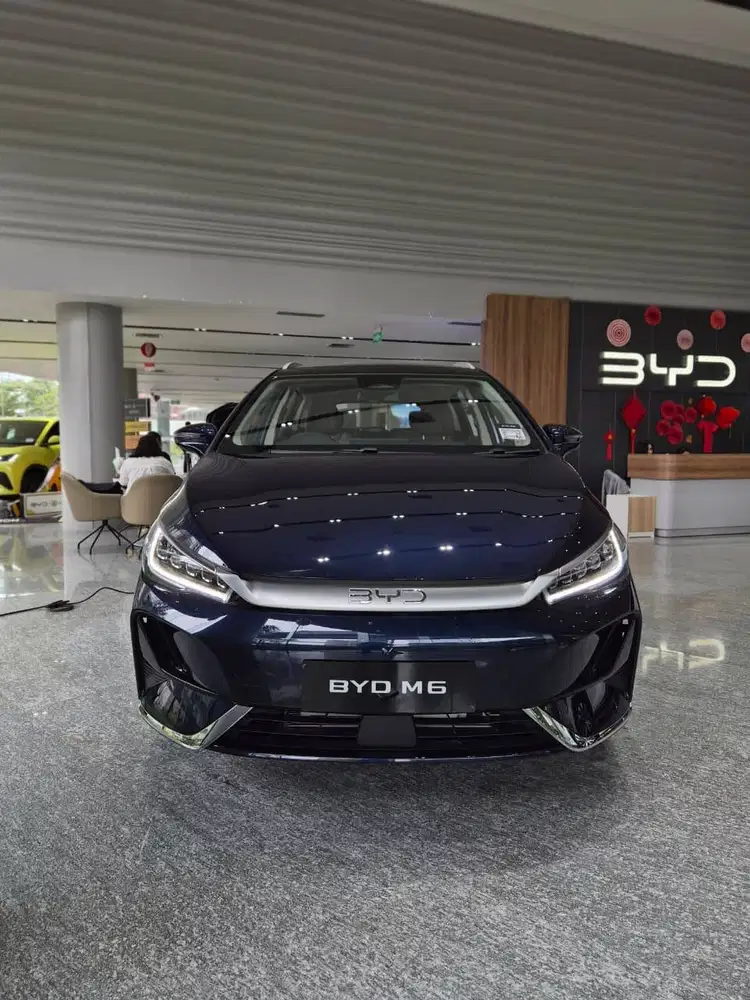 [Mobil Baru] BYD M6